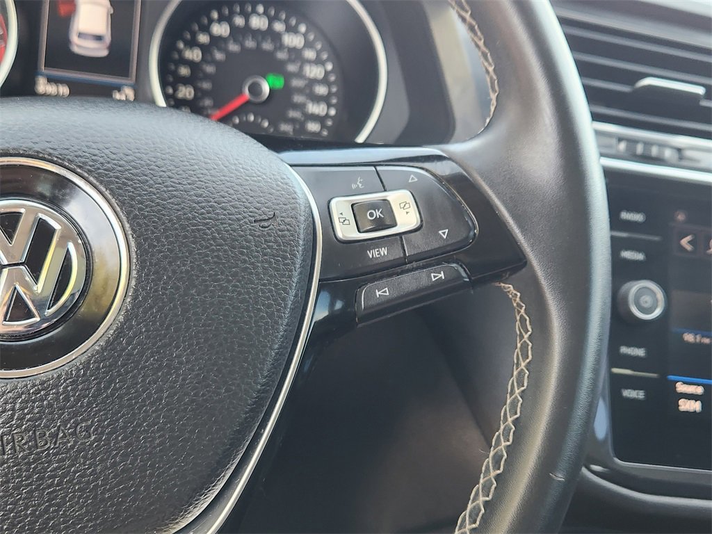 Used 2021 Volkswagen Tiguan S image 9