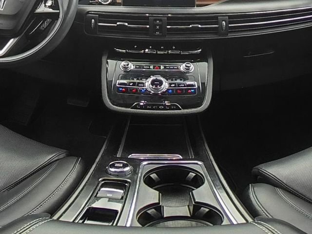 Used 2021 Lincoln Corsair Reserve w/ Equipment Group 201A AWD/4WD image 23