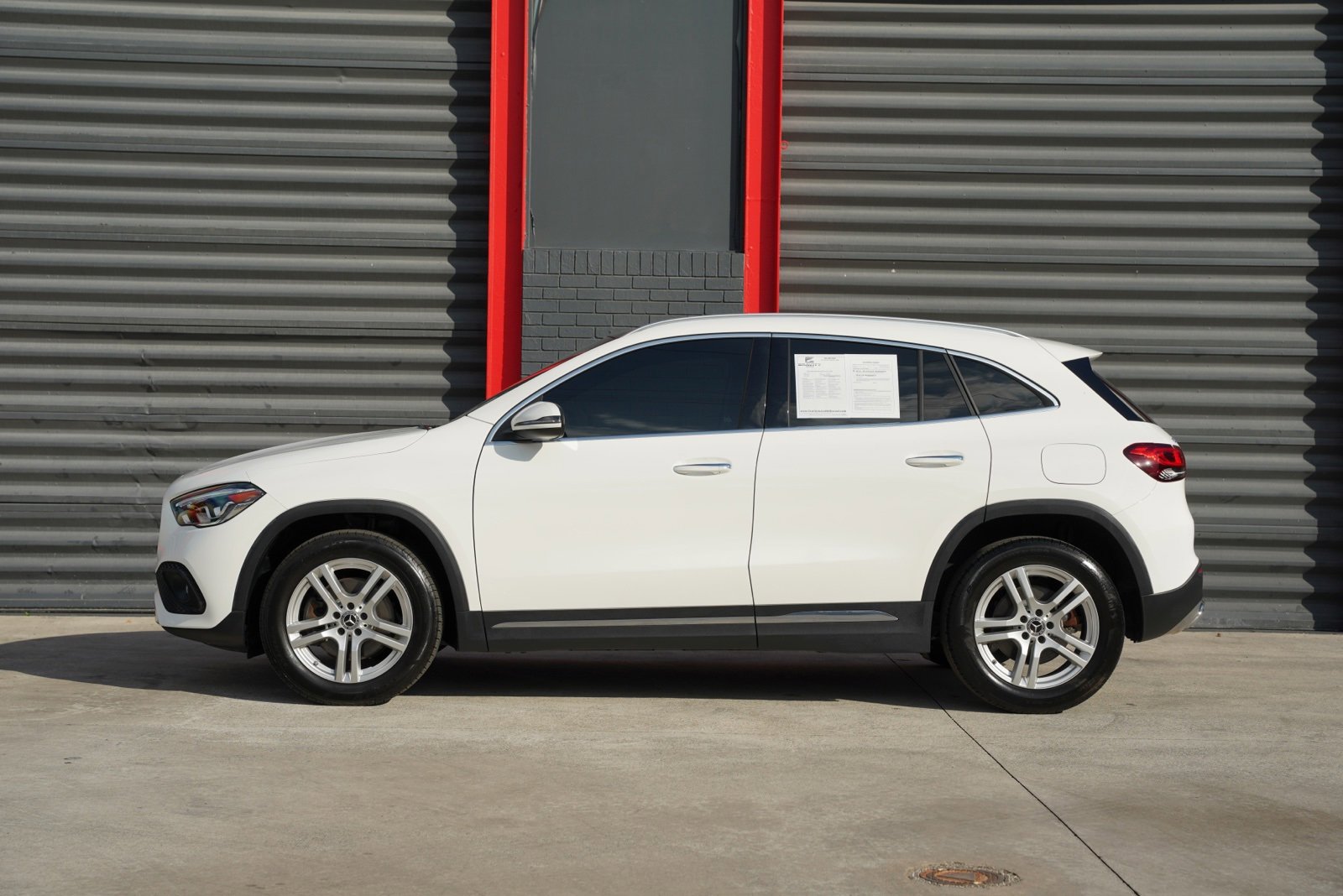 Used 2023 Mercedes-Benz GLA 250 4MATIC image 25