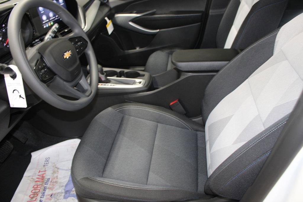 New 2026 Chevrolet Trax LS w/ LS Convenience Package image 12