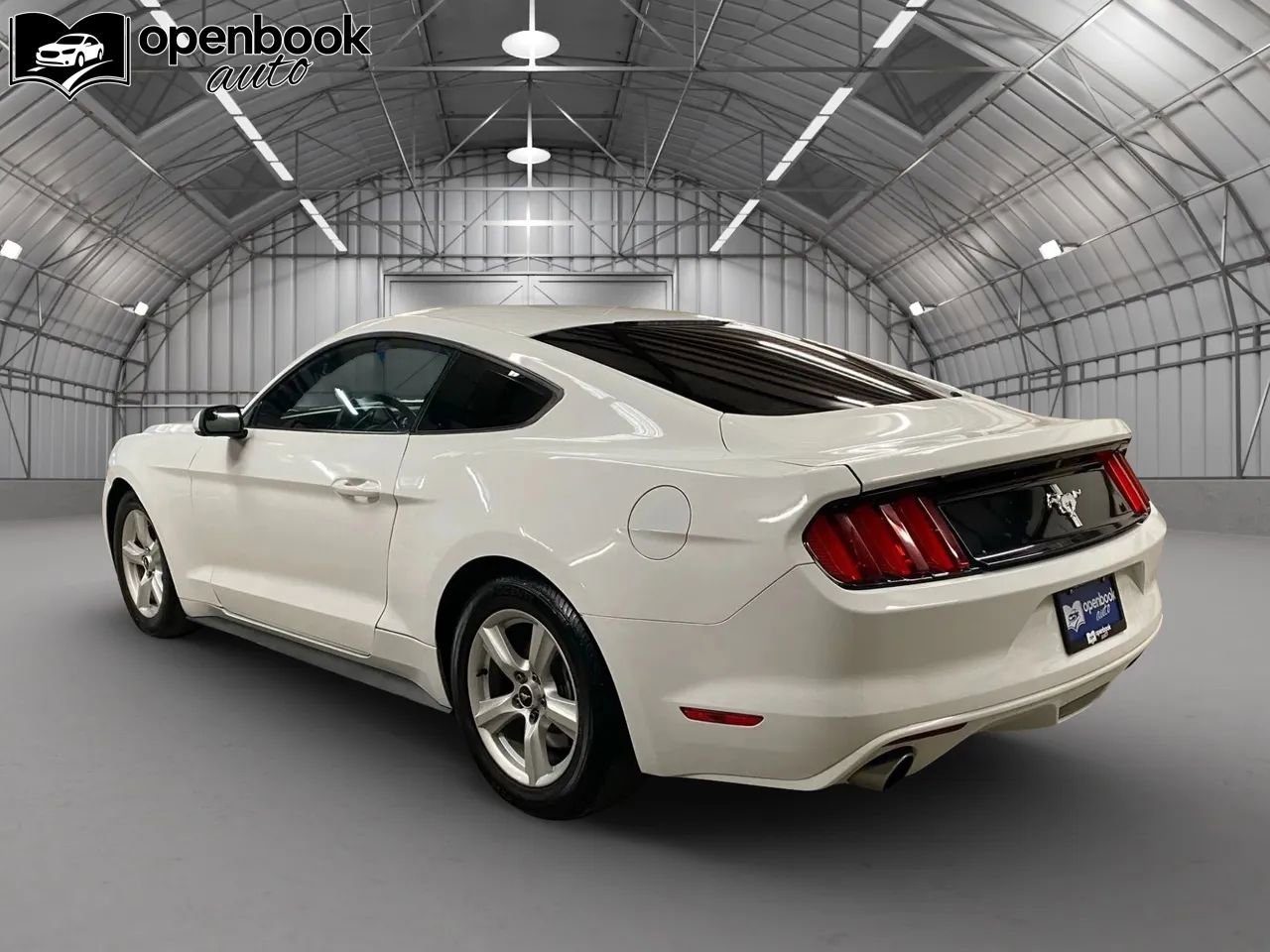 Used 2017 Ford Mustang Coupe image 7