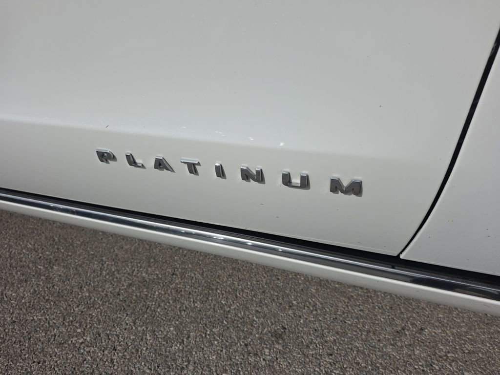 Used 2024 Ford Expedition Max Platinum image 11