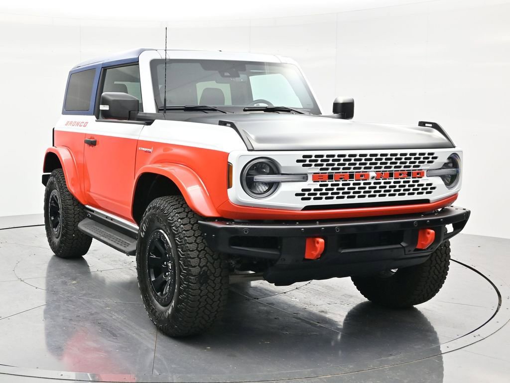 Used 2025 Ford Bronco Stroppe Edition AWD/4WD image 3