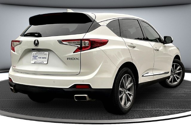 Used 2023 Acura RDX w/ Technology Package FWD image 5