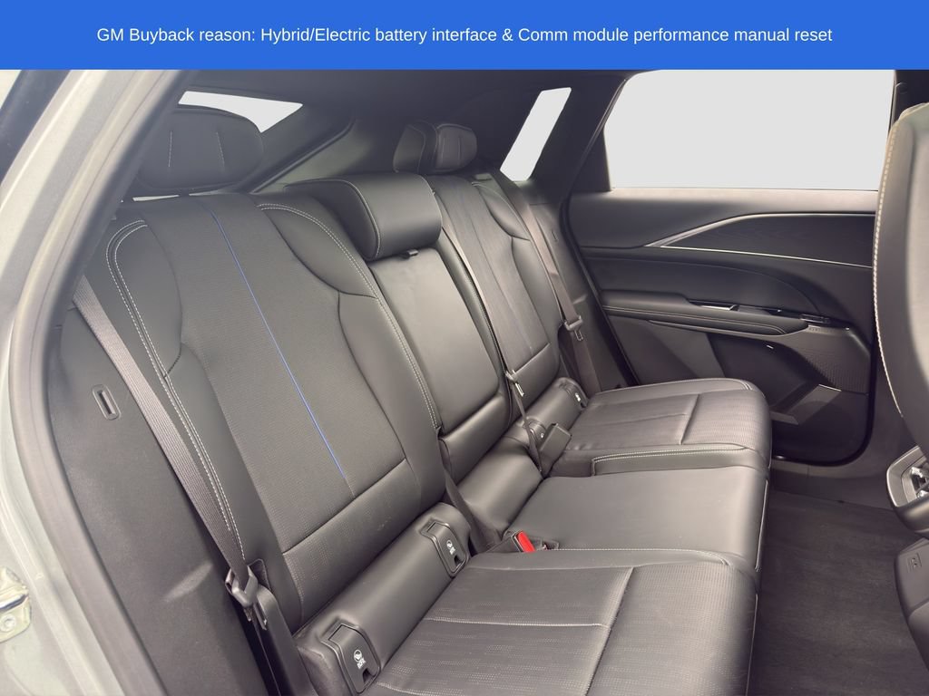 Used 2024 Cadillac Lyriq Luxury AWD/4WD image 18