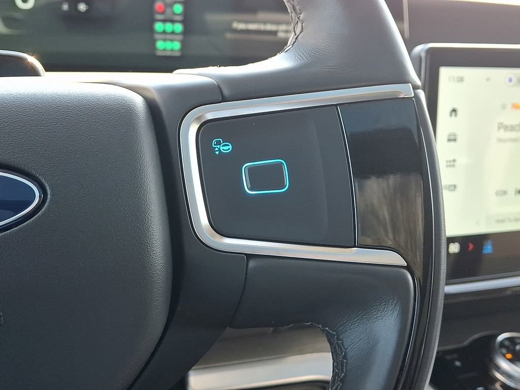 Used 2025 Ford Expedition Max Platinum image 21