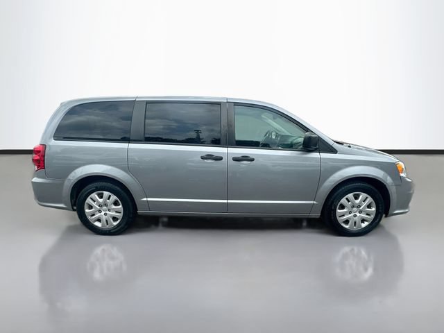Used 2019 Dodge Grand Caravan SE FWD image 5