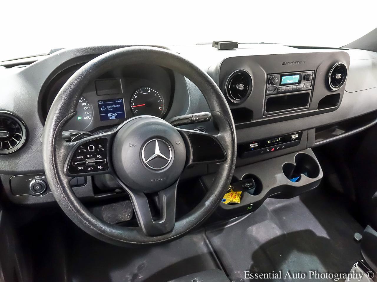 Used 2021 Mercedes-Benz Sprinter 1500 image 8