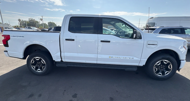 Certified 2022 Ford F150 Lightning XLT w/ Tow Technology Package AWD/4WD image 6
