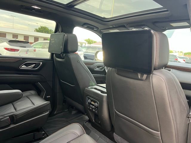 Used 2021 Chevrolet Tahoe High Country image 15