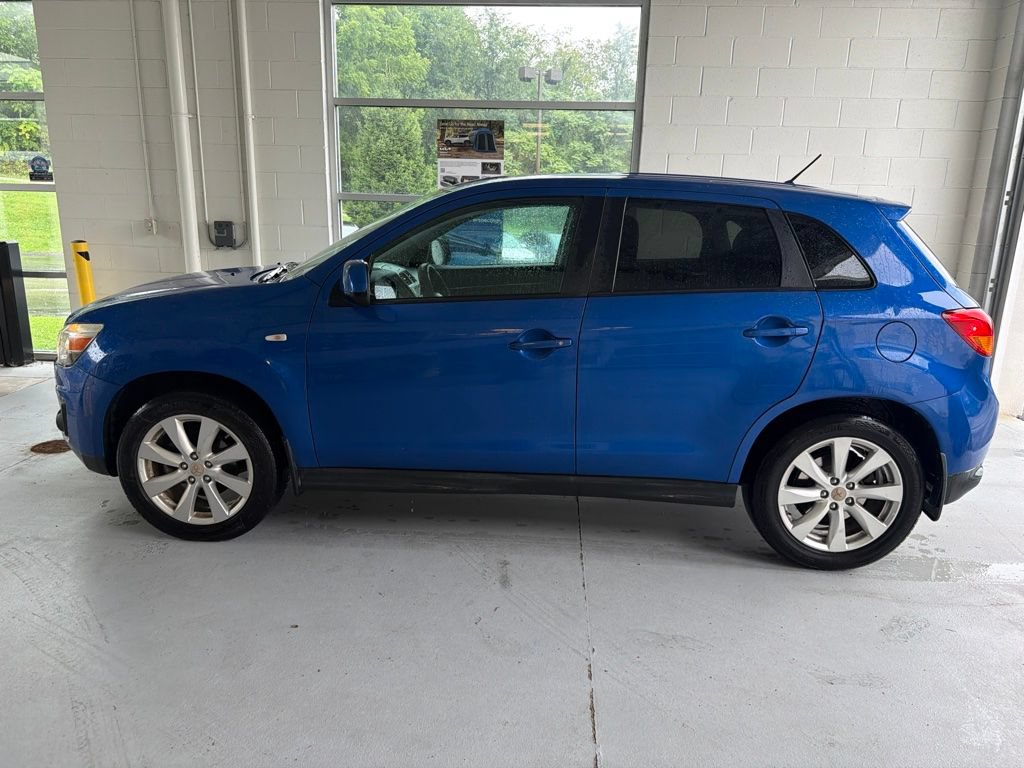 Used 2015 Mitsubishi Outlander Sport ES AWD/4WD image 4