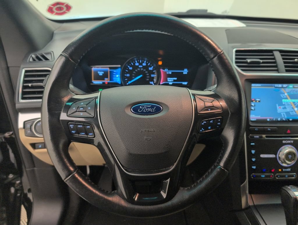 Used 2016 Ford Explorer Limited FWD image 34
