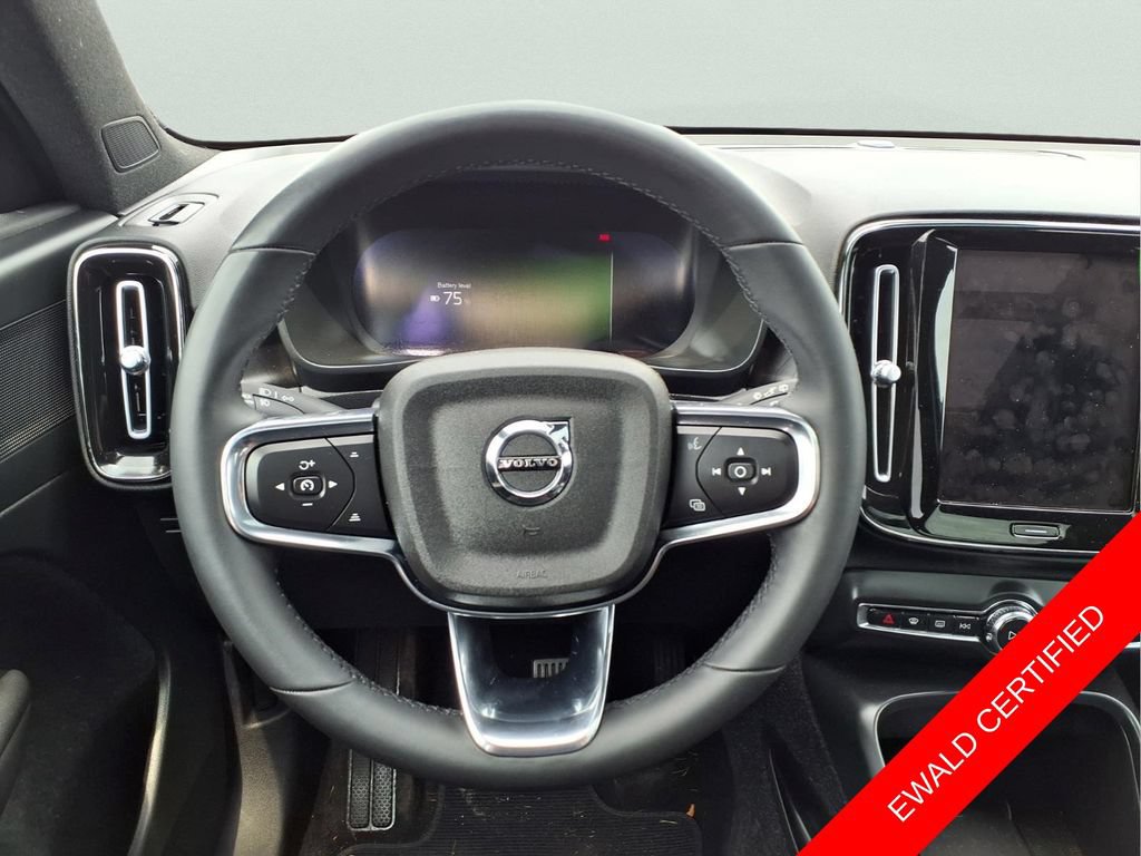 Used 2023 Volvo XC40 Recharge Plus AWD/4WD image 14