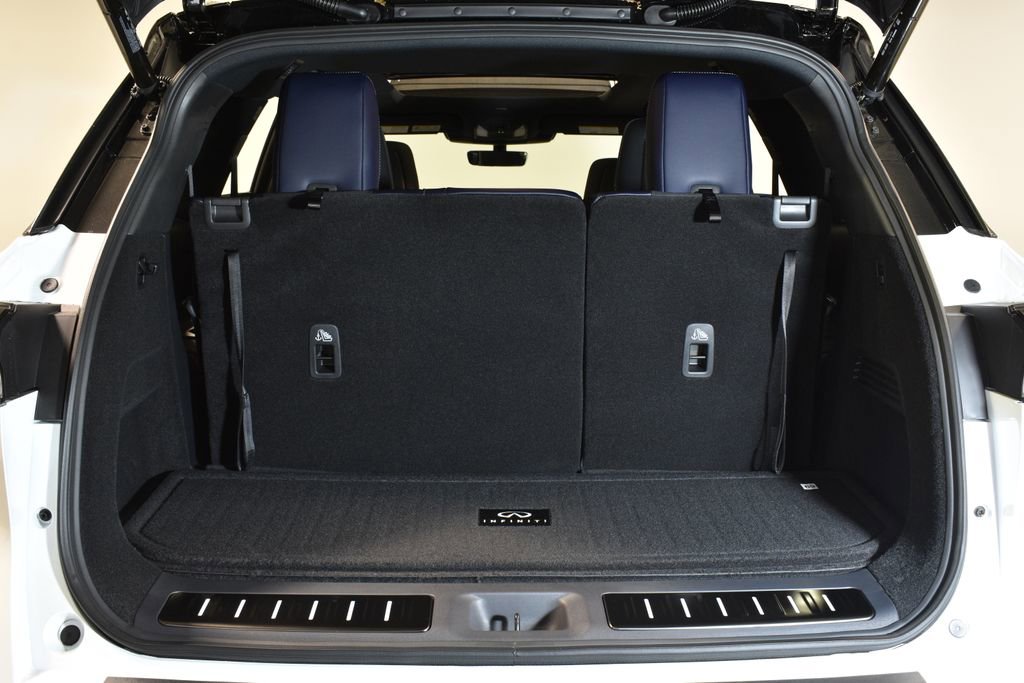 New 2026 INFINITI QX60 Sport w/ Dark Cargo Package image 30