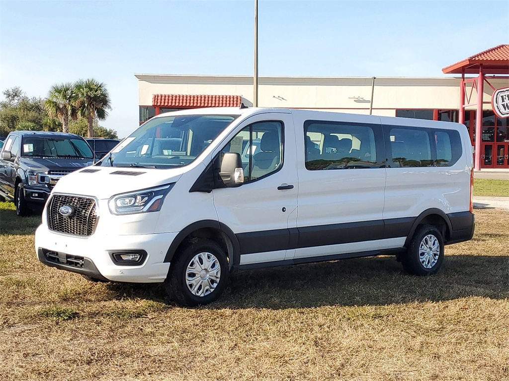 Used 2023 Ford Transit 350 XLT image 11