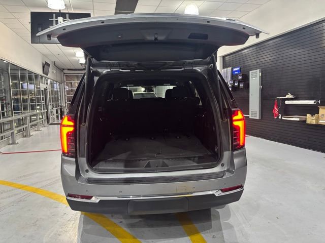 Used 2025 Chevrolet Tahoe LT AWD/4WD image 46