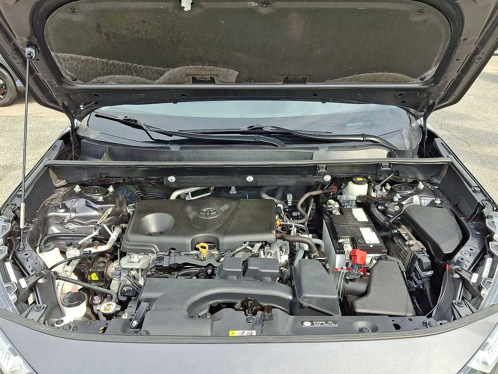 Used 2022 Toyota RAV4 XLE image 34