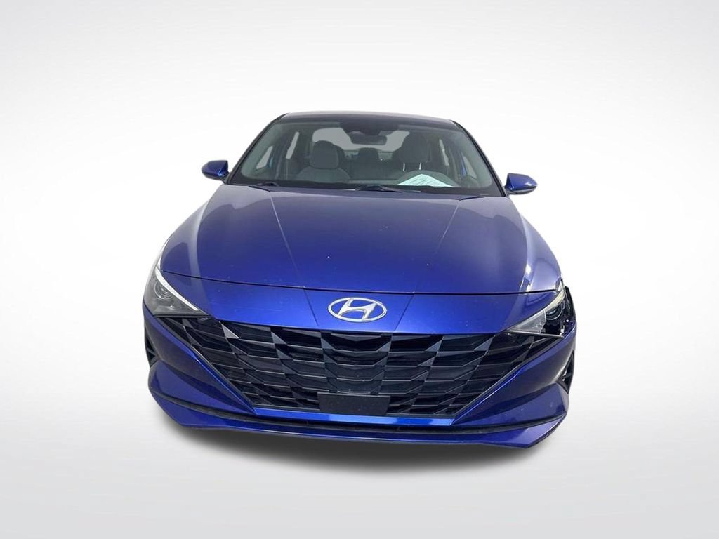 Used 2021 Hyundai Elantra SEL w/ Convenience Package FWD image 17