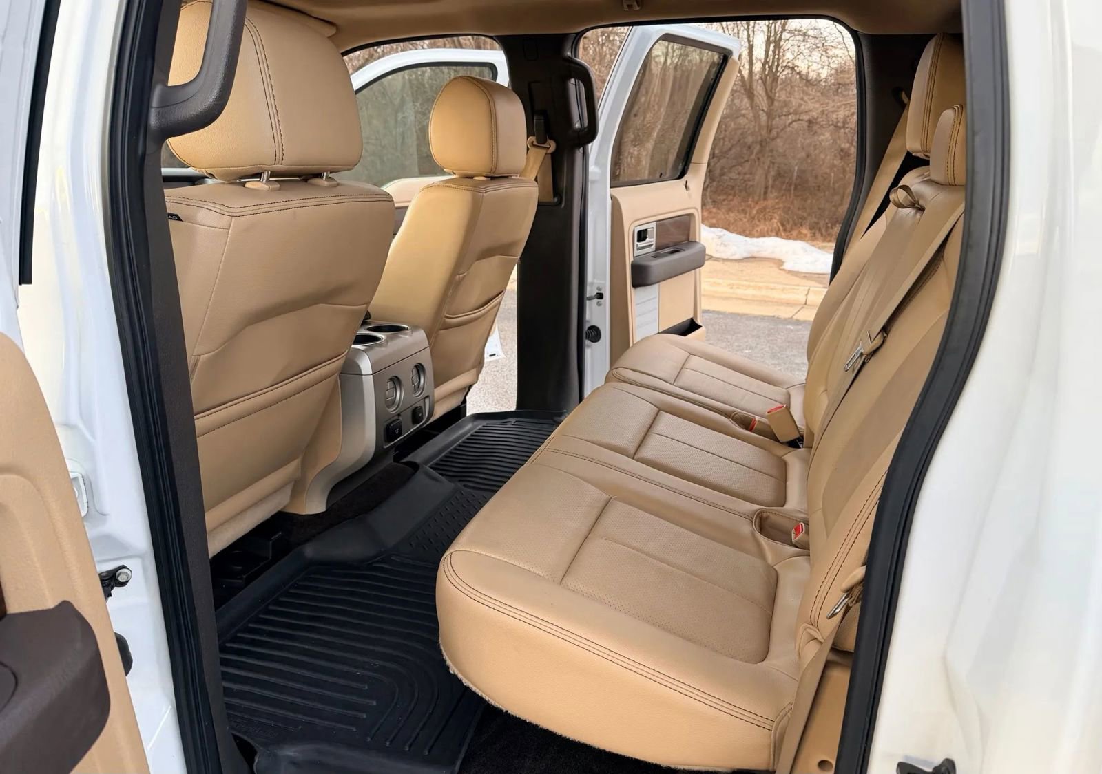 Used 2014 Ford F150 Lariat w/ Equipment Group 501A Mid image 14