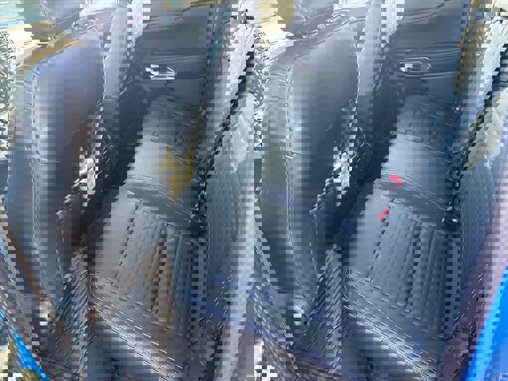 Used 2024 Ford Ranger Lariat w/ FX4 Off-Road Package image 6