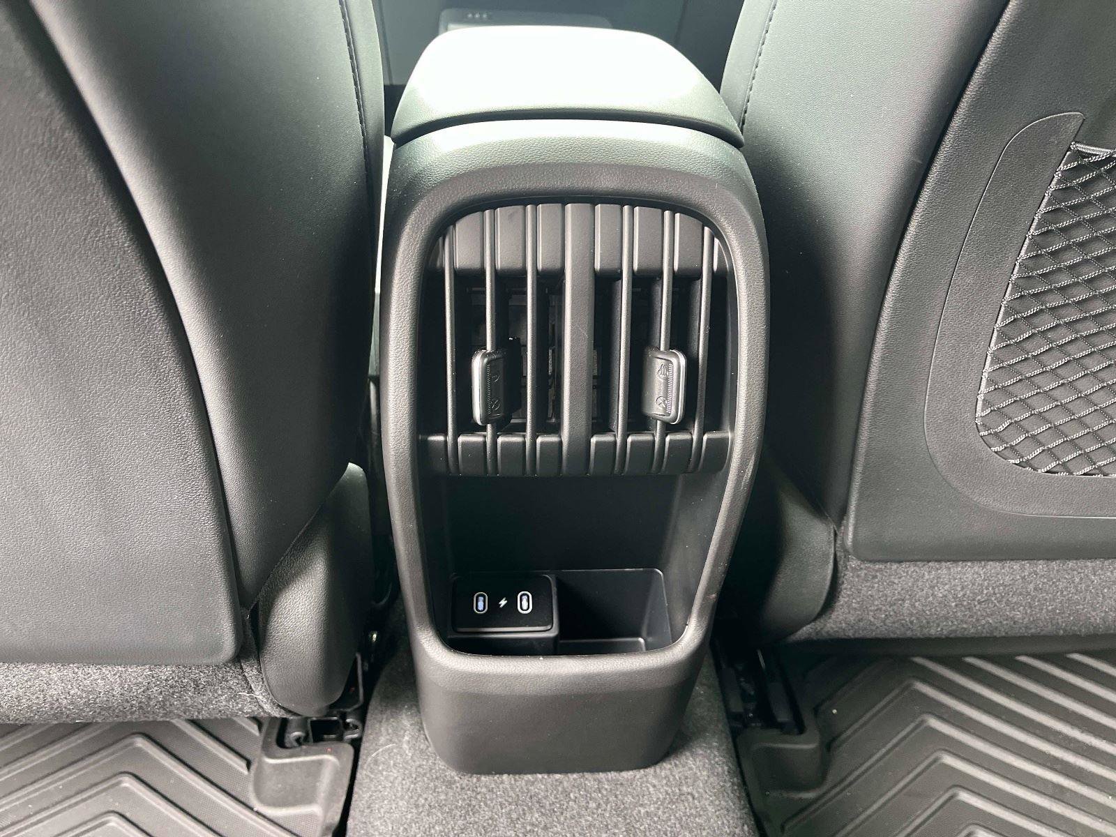 Used 2026 Hyundai Kona SEL Premium image 17