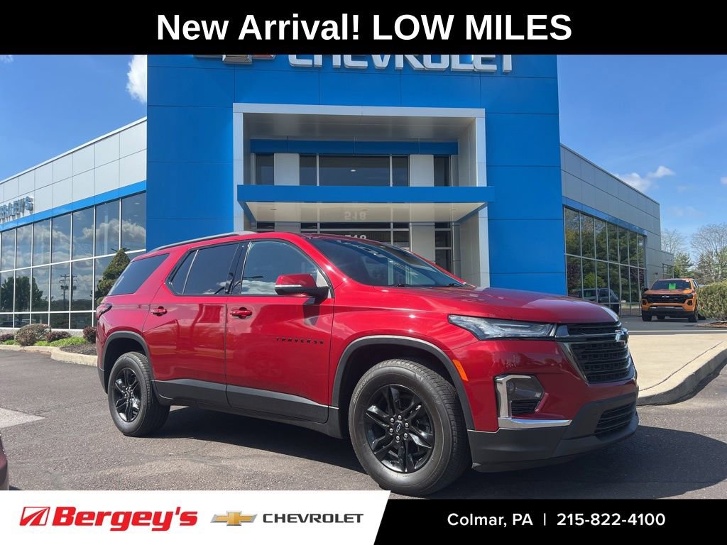 Used 2024 Chevrolet Traverse LT w/ Midnight/Sport Edition AWD/4WD image 1