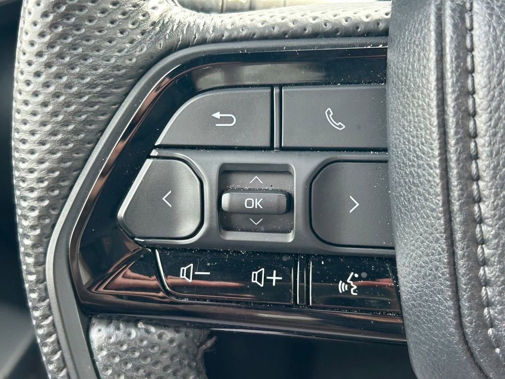 Used 2024 Toyota Sequoia TRD Pro AWD/4WD image 47