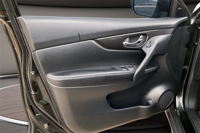 Certified 2020 Nissan Rogue SV image 20