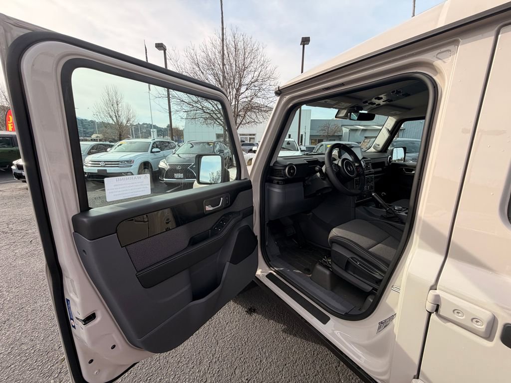 New 2026 INEOS Grenadier image 9