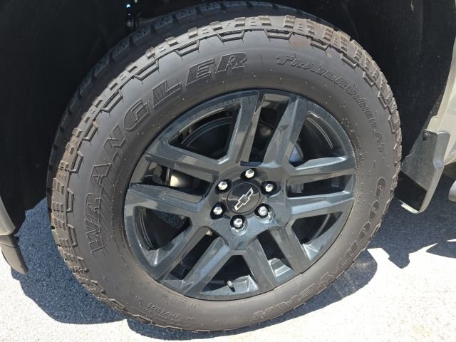 Used 2026 Chevrolet Silverado 1500 RST w/ RST Select Package AWD/4WD image 10