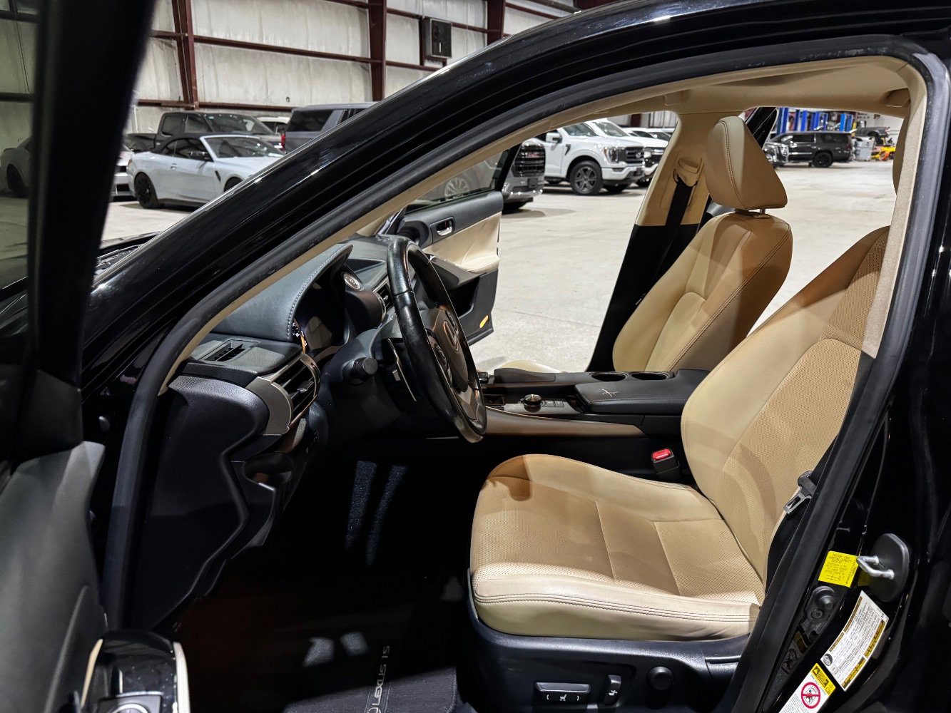 Used 2016 Lexus IS 200t w/ Navigation System Package image 13