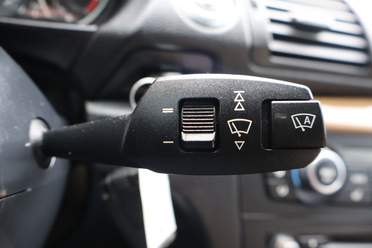 Used 2013 BMW 128i Convertible RWD image 29