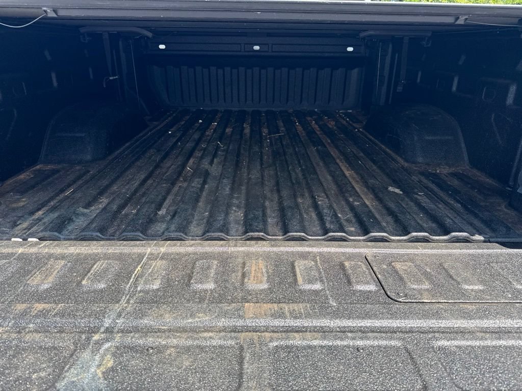 Used 2024 Chevrolet Silverado 2500 LTZ w/ LTZ Convenience Package AWD/4WD image 9