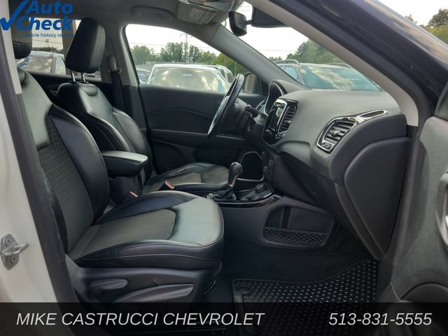 Used 2019 Jeep Compass Latitude AWD/4WD image 25