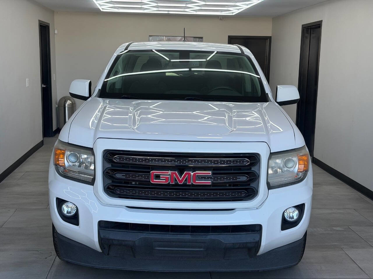 Used 2020 GMC Canyon SLE w/ Elevation Edition image 7