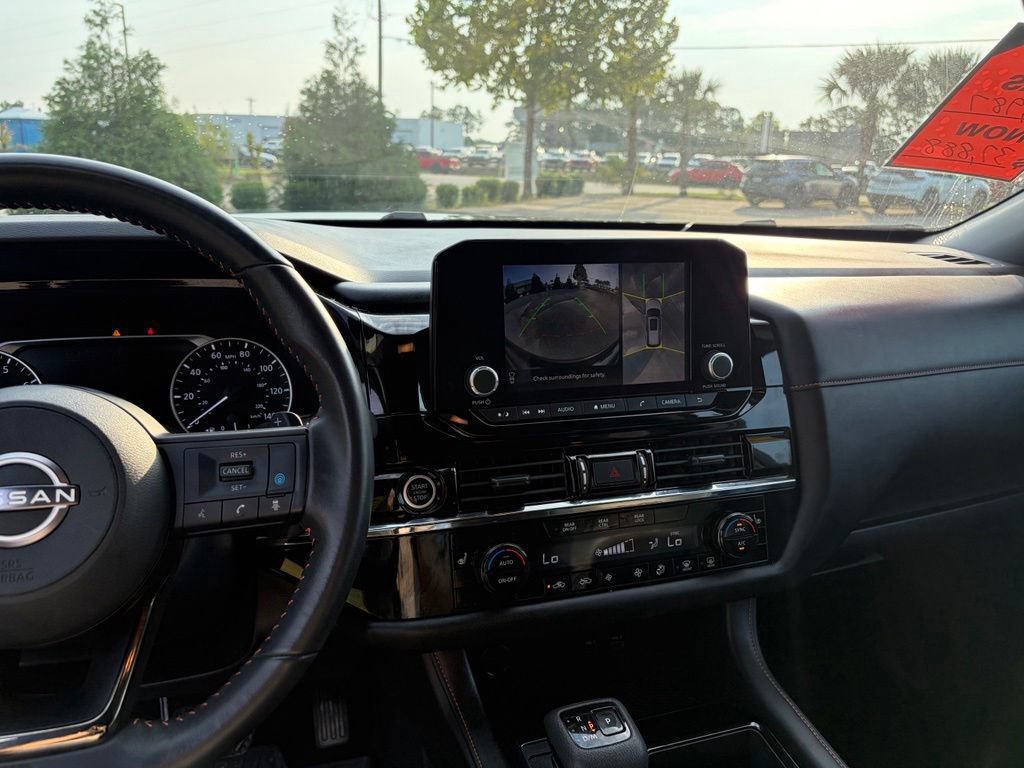 Used 2024 Nissan Pathfinder Rock Creek AWD/4WD image 23