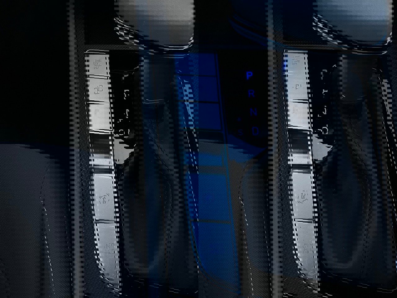 Used 2025 Hyundai Elantra SEL image 23