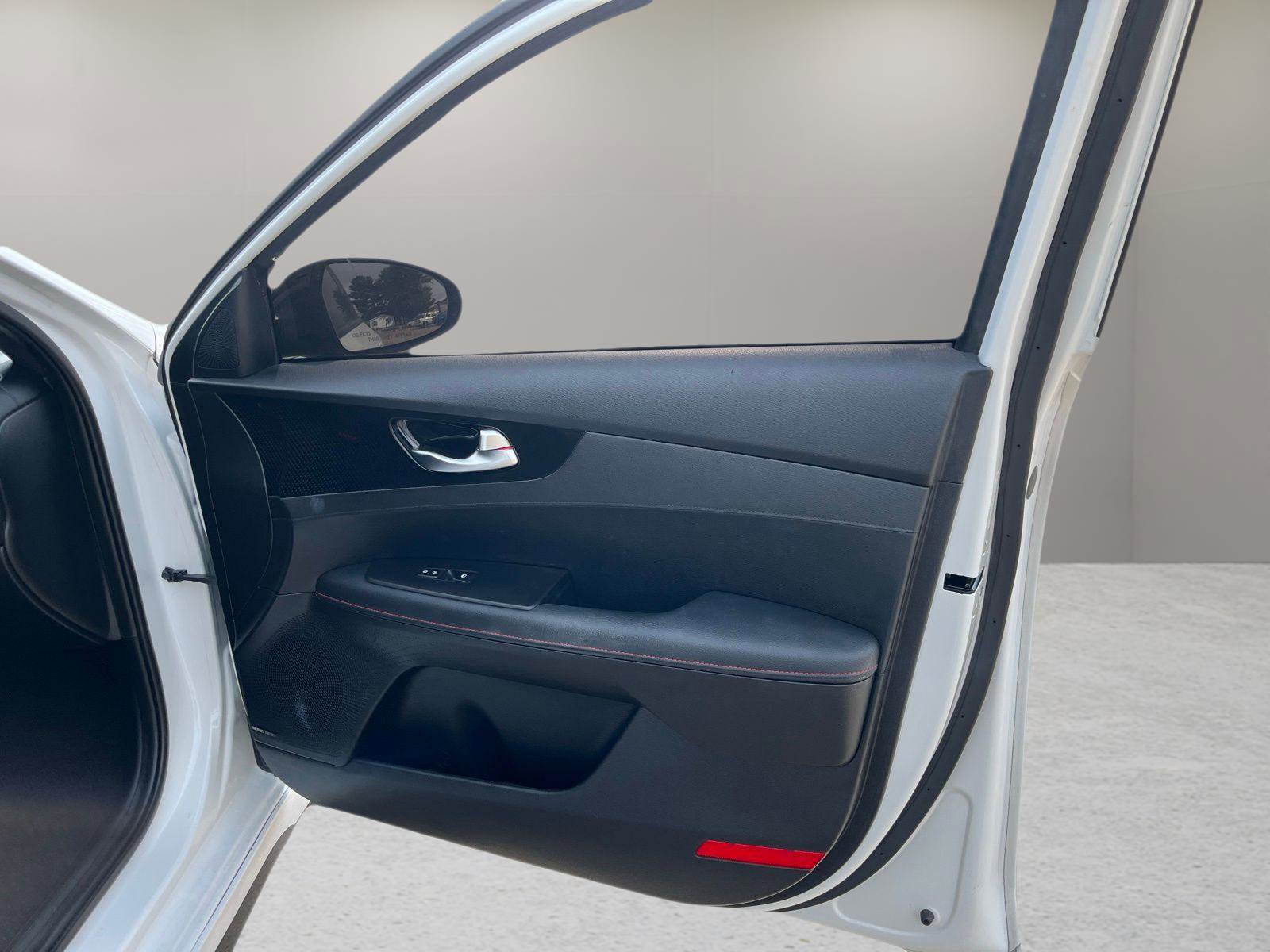 Used 2023 Kia Forte GT w/ GT2 Package image 31