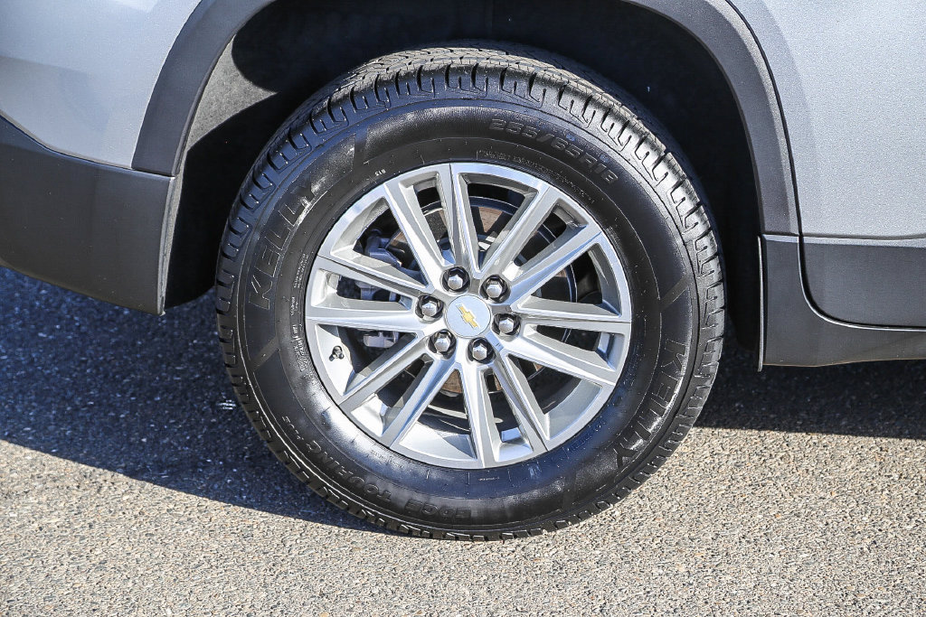 Certified 2023 Chevrolet Traverse LT FWD image 23