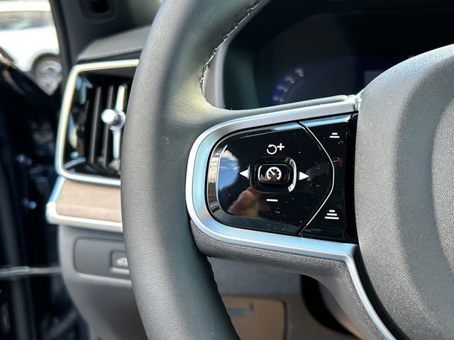 New 2026 Volvo XC90 B6 Ultra w/ Protection Package image 12