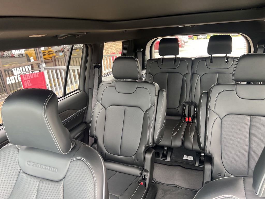 New 2025 Jeep Grand Cherokee L Overland w/ Luxury Tech Group IV image 29