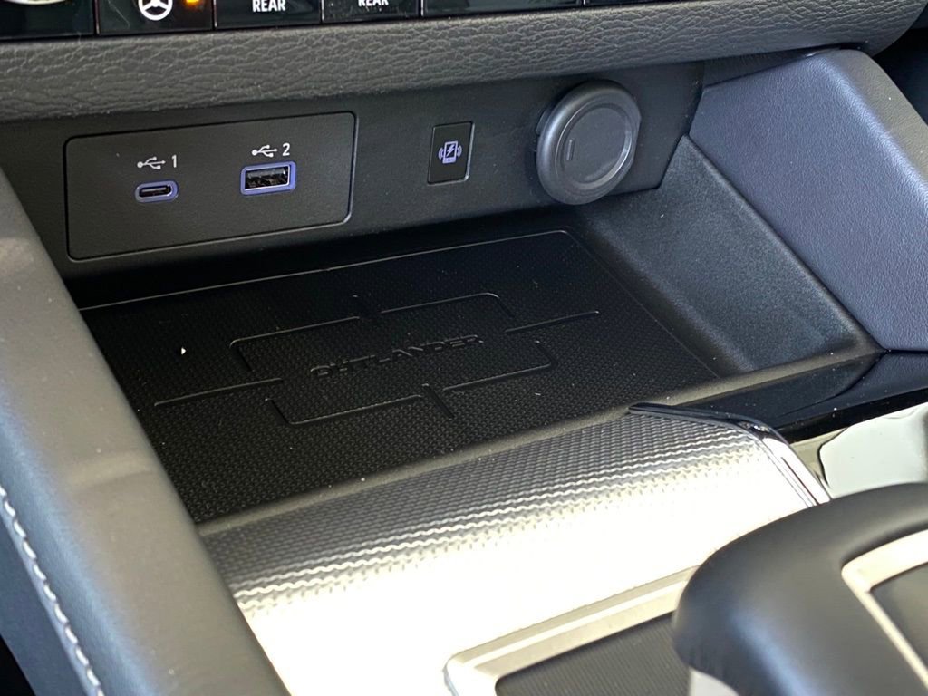 New 2023 Mitsubishi Outlander SEL image 49