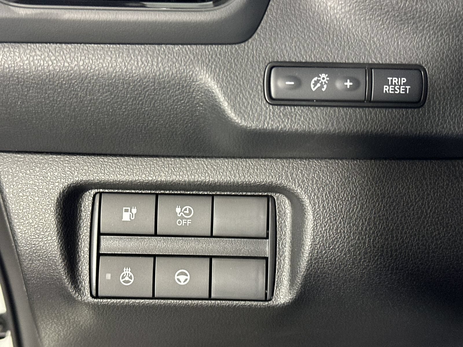 New 2025 Nissan Leaf SV Plus FWD image 22
