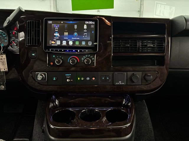 New 2026 GMC Savana 2500 image 25