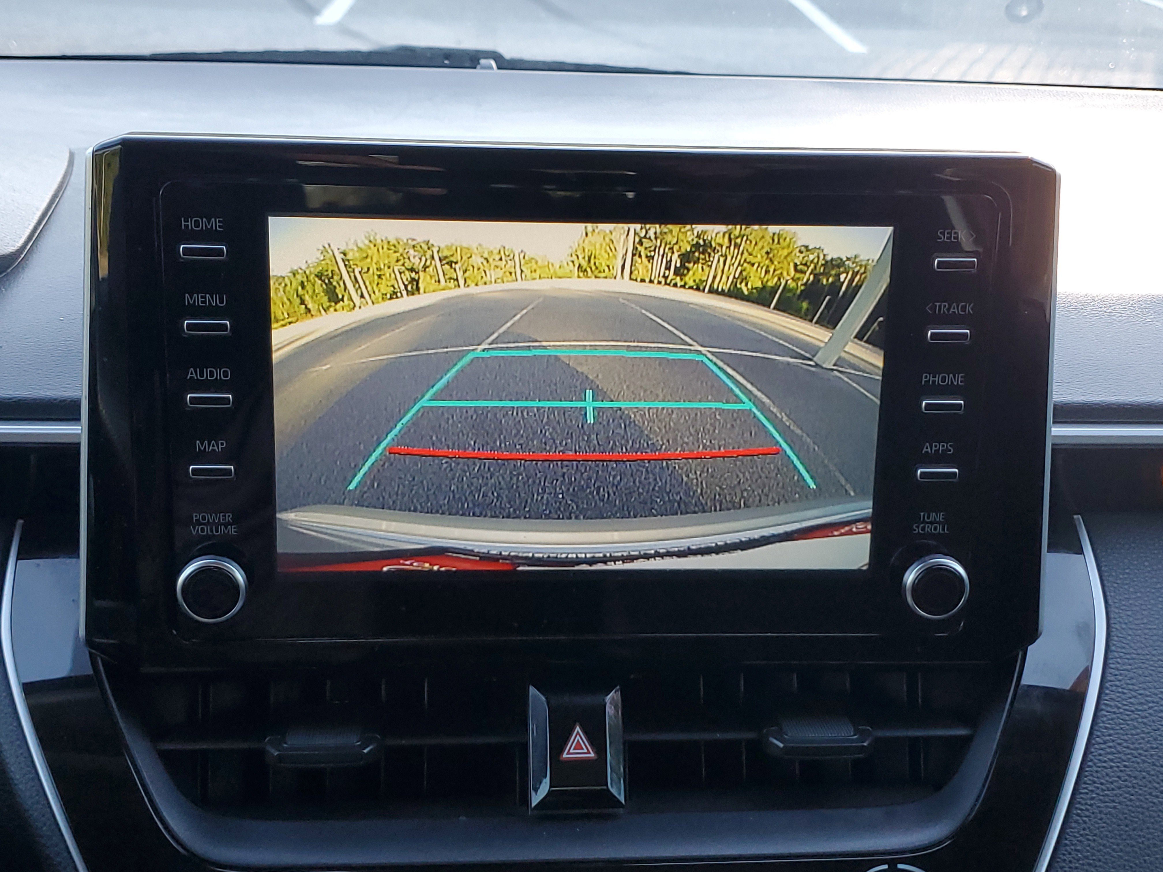 Used 2020 Toyota Corolla LE image 24