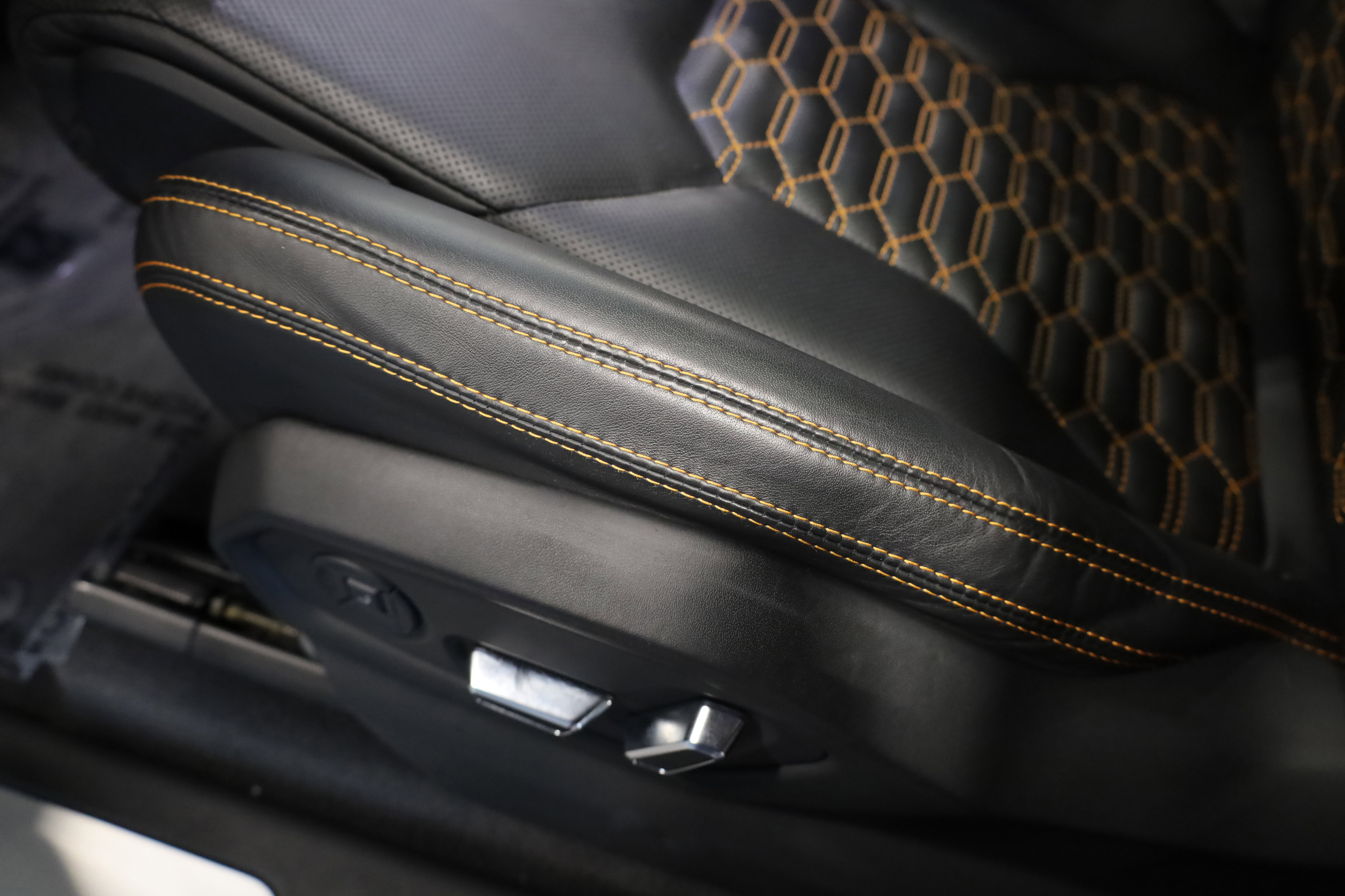 Used 2021 Lamborghini Urus image 17