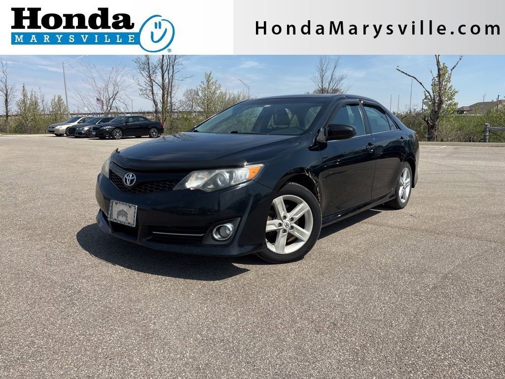 Used 2012 Toyota Camry SE image 1