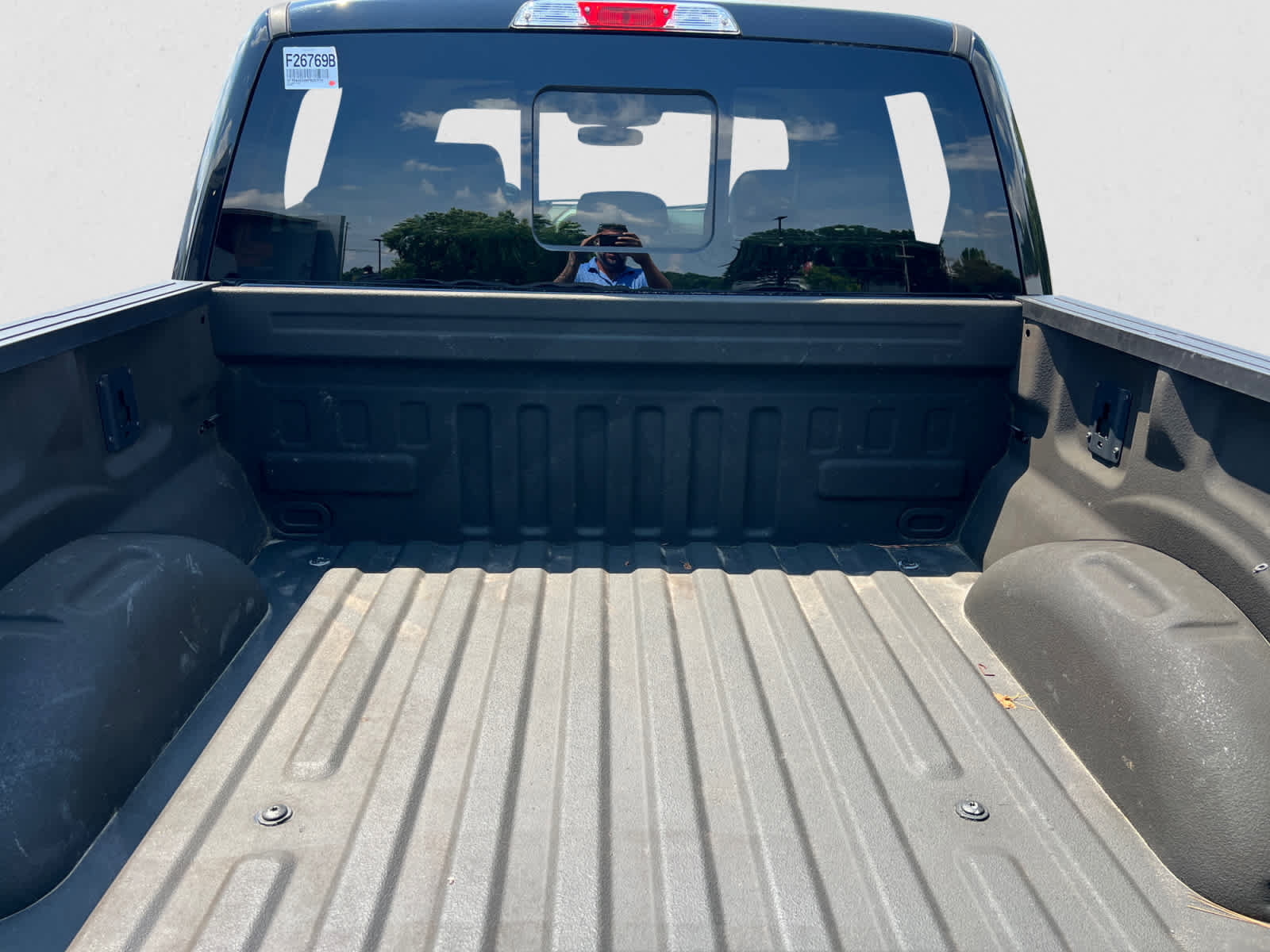 Used 2019 Ford F150 Lariat w/ Equipment Group 501A Mid AWD/4WD image 5