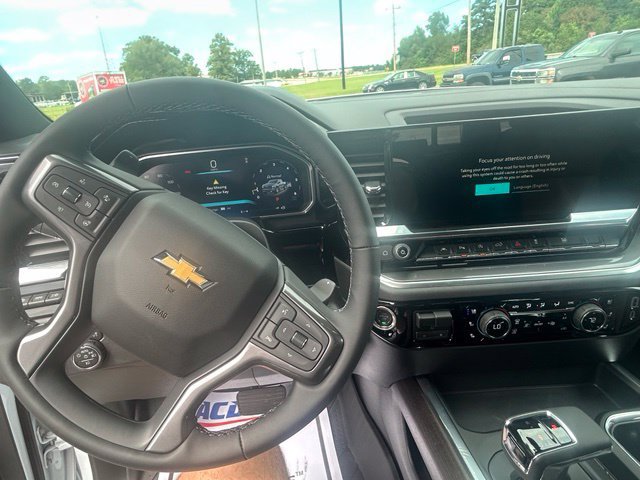 New 2026 Chevrolet Silverado 1500 High Country w/ High Country Premium Package AWD/4WD image 8