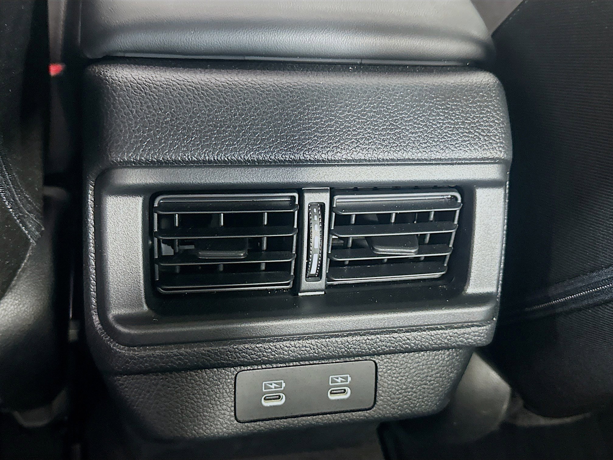 Used 2025 Honda Accord SE image 28